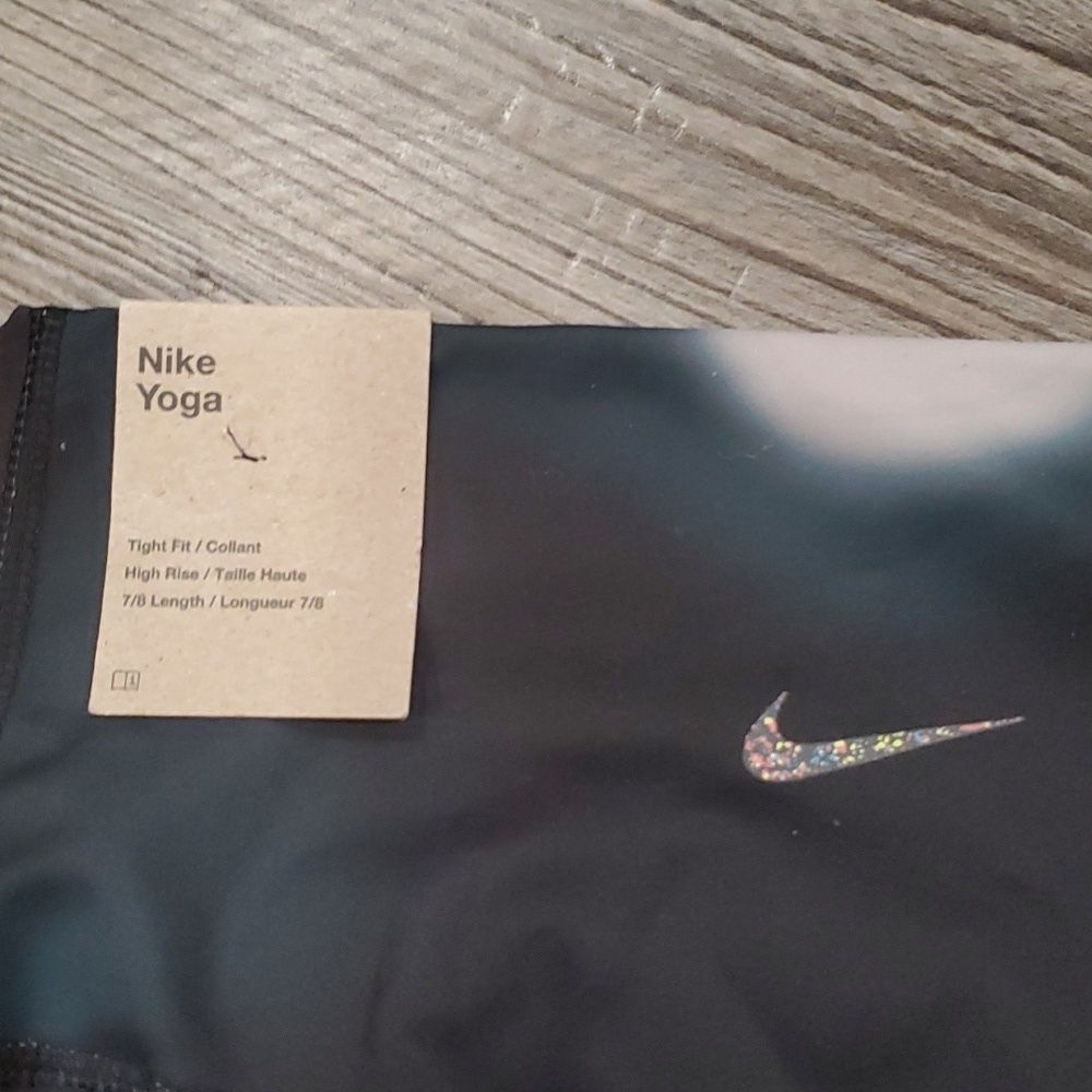 Nike Yoga Dri-FIT Women's 7/8 High-Rise Gradient-Dye Leggings DM7015-070 Size XS - Picture 6 of 6
